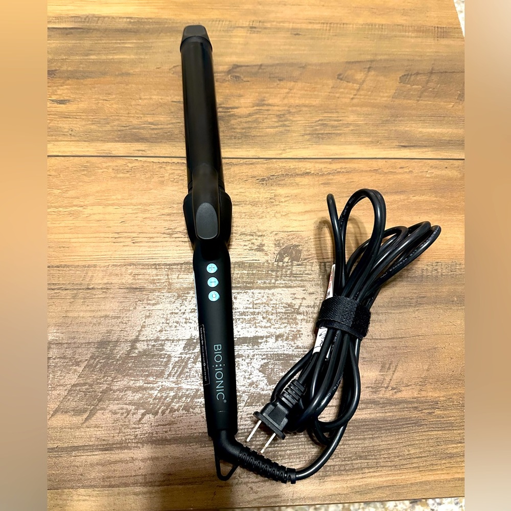 Bio Ionic Curling Iron Long Barrel 1 1/4